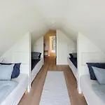 Amazing In Stolmen With Wifi Feriehus