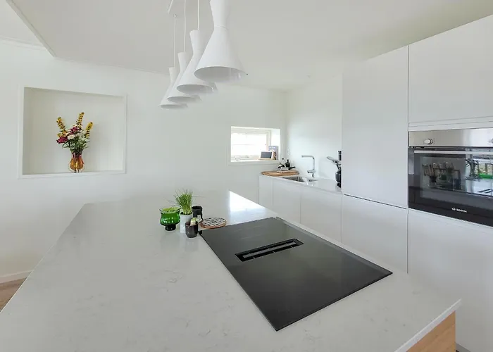 Vakantiehuis 3 Bedroom Lovely In Stolmen *